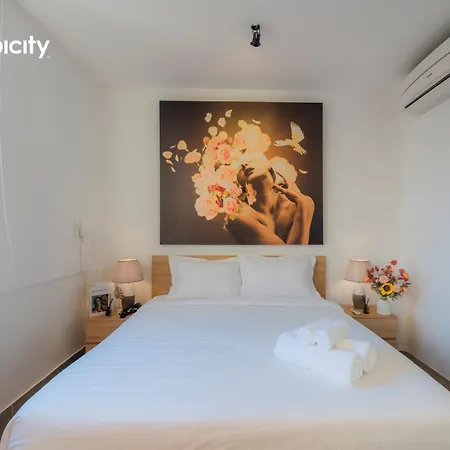 Cubicity Metro House Ho Chi Minh City Exterior photo