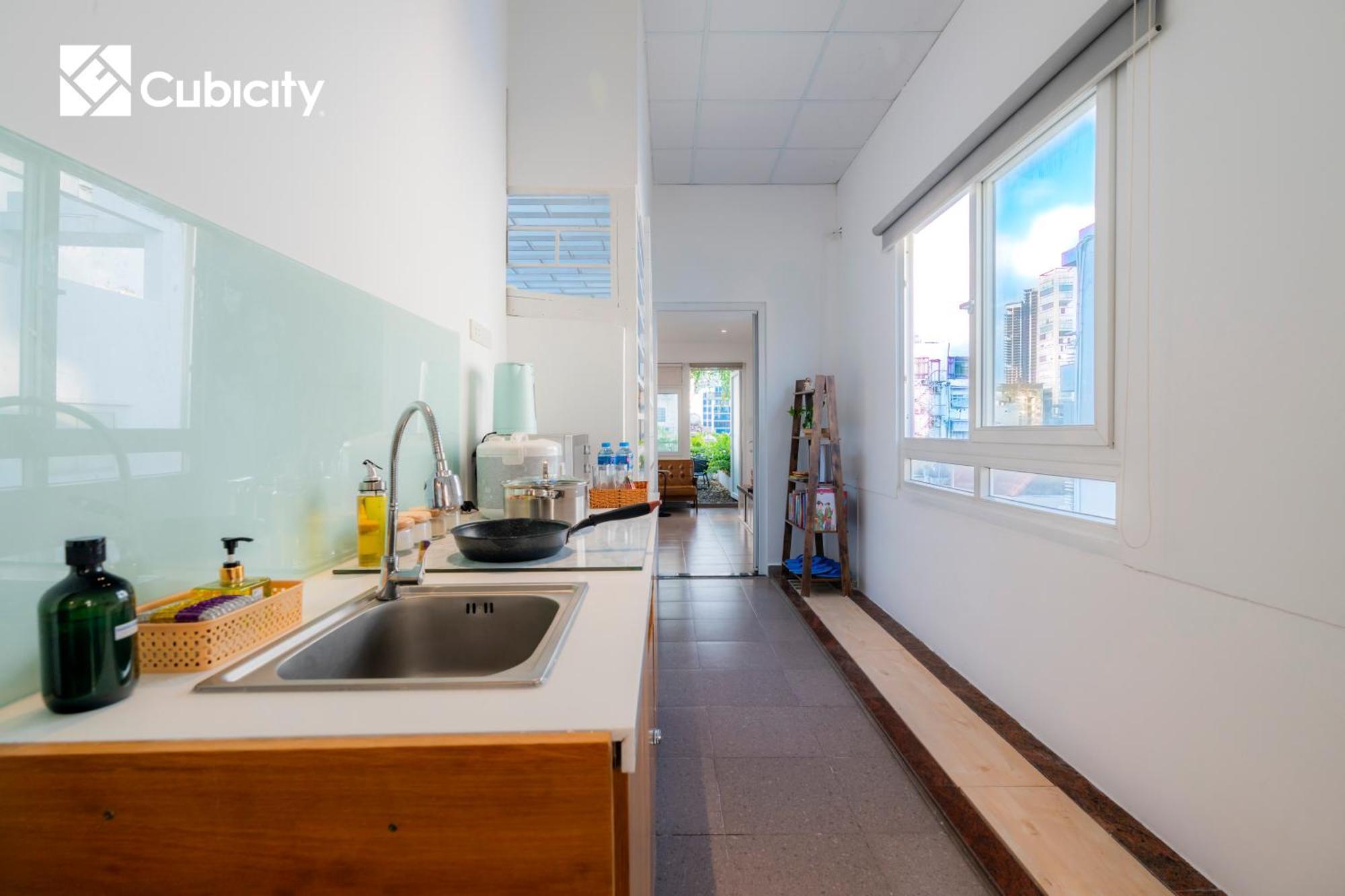 Apartment Cubicity Metro House *