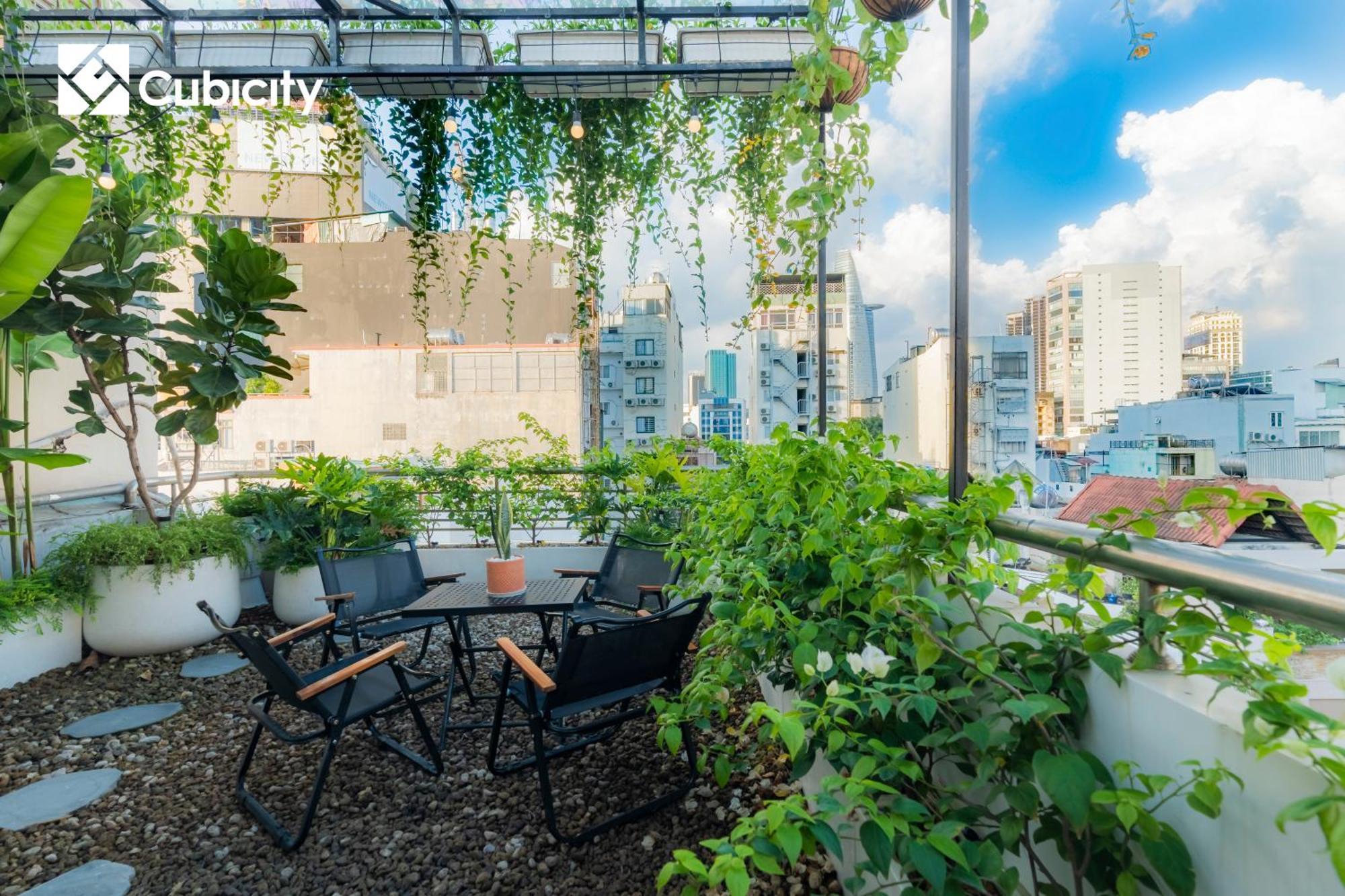 Cubicity Metro House Apartment